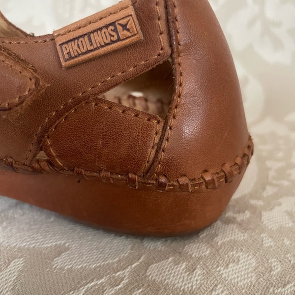 PIKOLINOS Brown Flats with Cutout Design - Picture 6 of 6